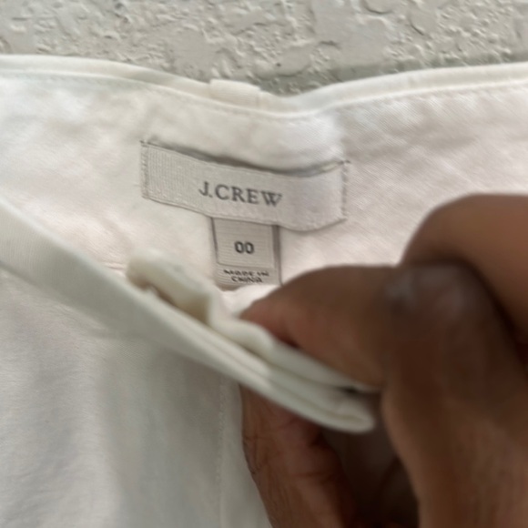 J Crew white shorts in Size 00 - Picture 4 of 6
